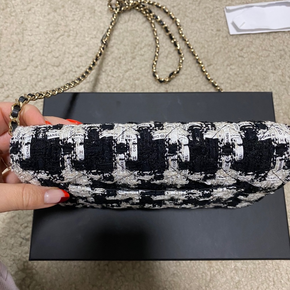 Chanel Tweed Houndstooth Ribbon Woc - Picture 12 of 14